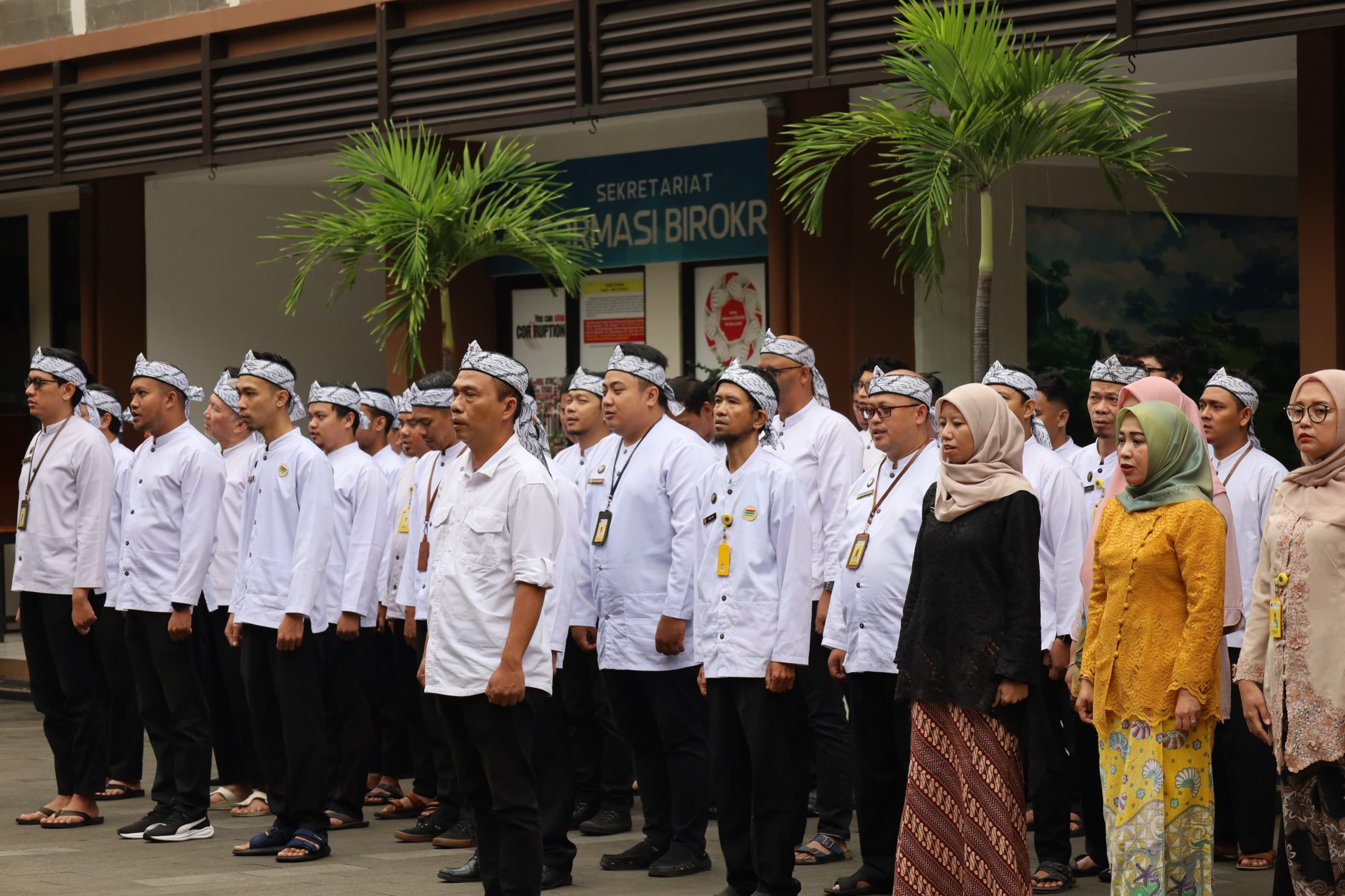 Apel Pagi “Kamis Nyunda” di Kantor Pertanahan Kota Bandung